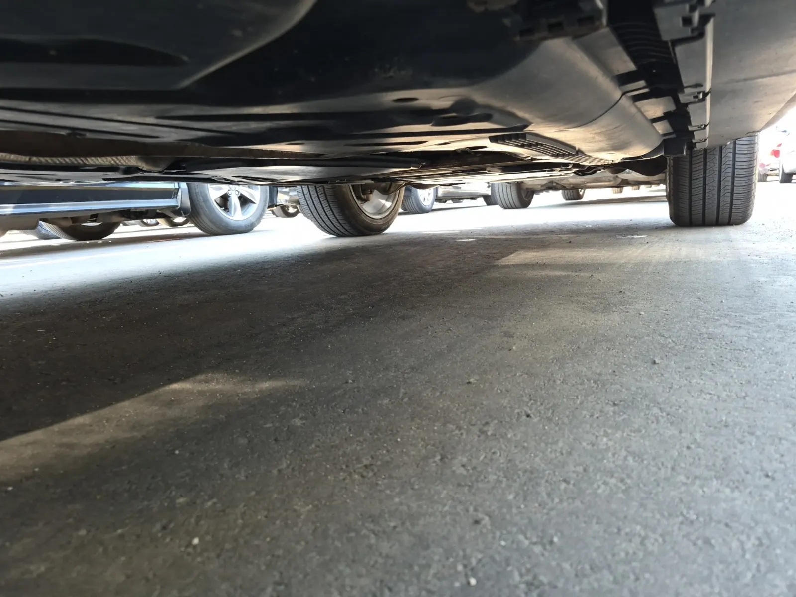 Undercarriage - Passenger Photo