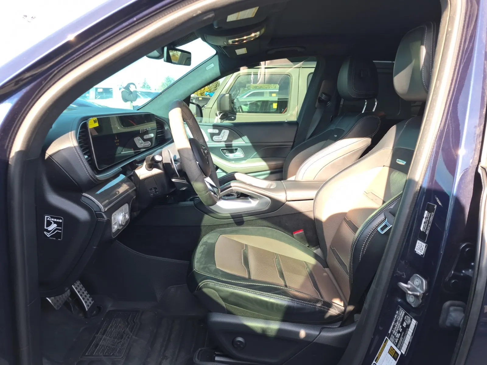 Front Interior Photo
