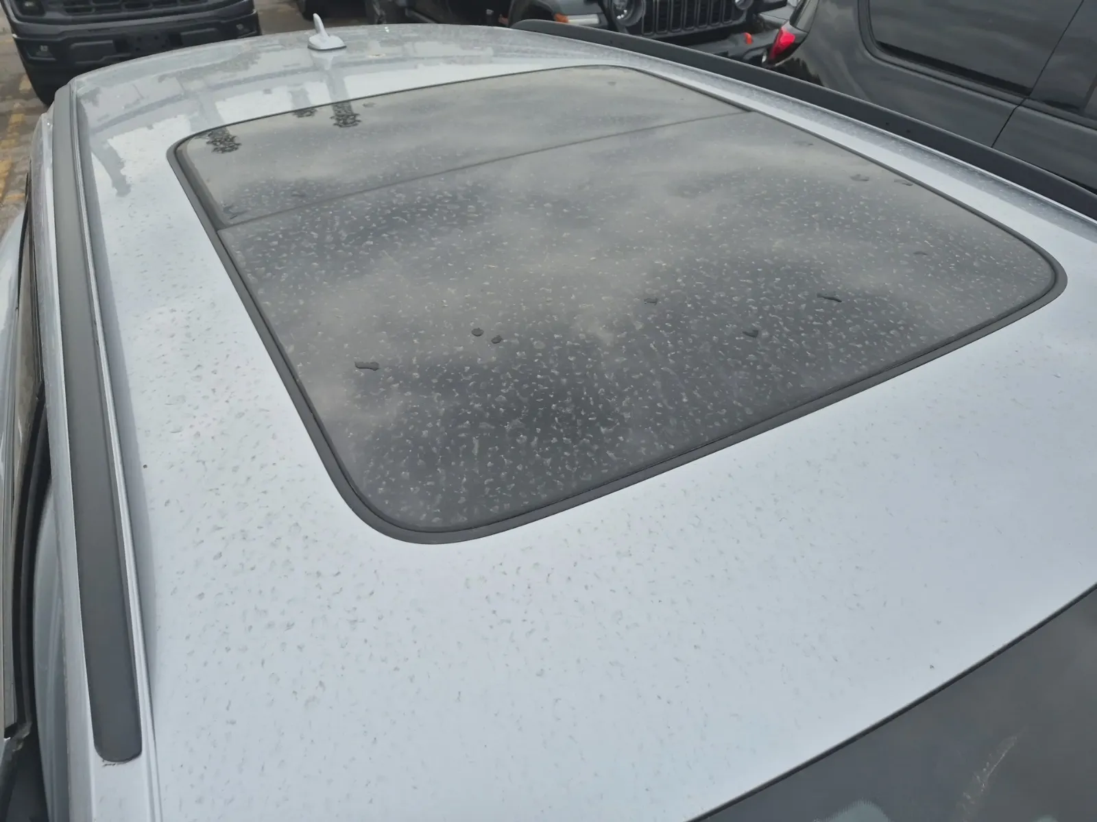 Exterior Roof Photo