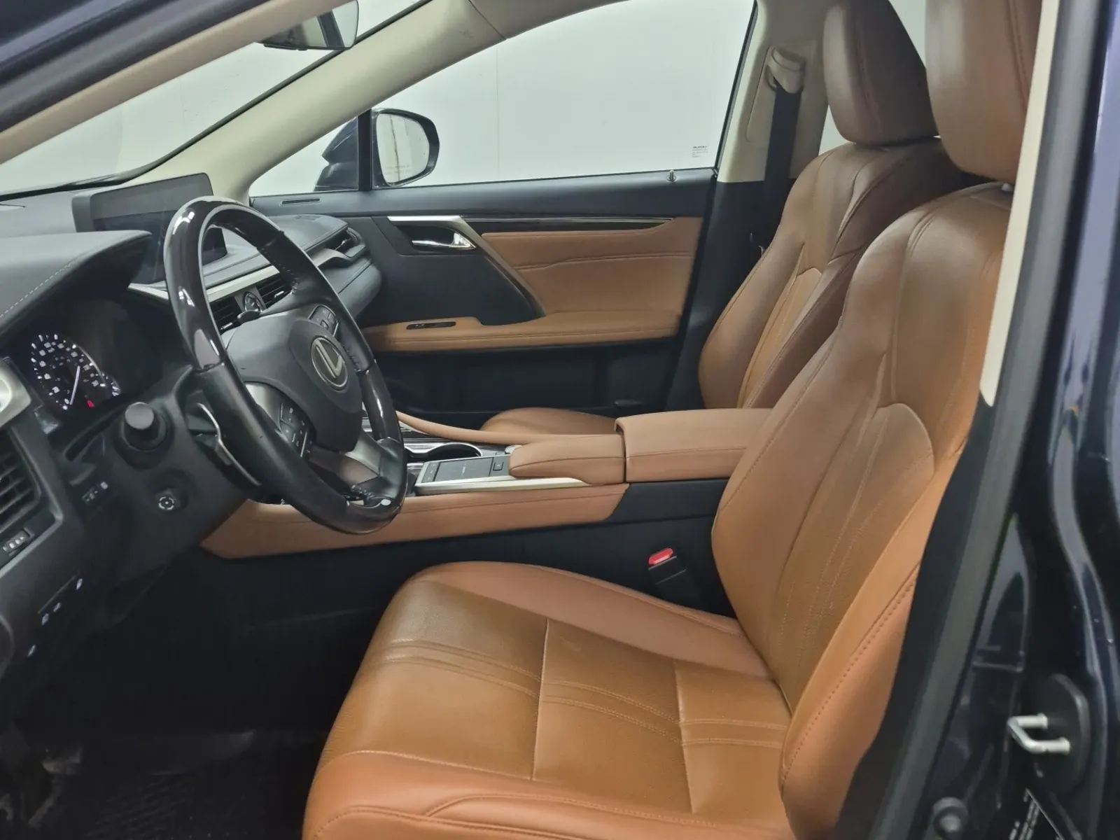 Front Interior Photo