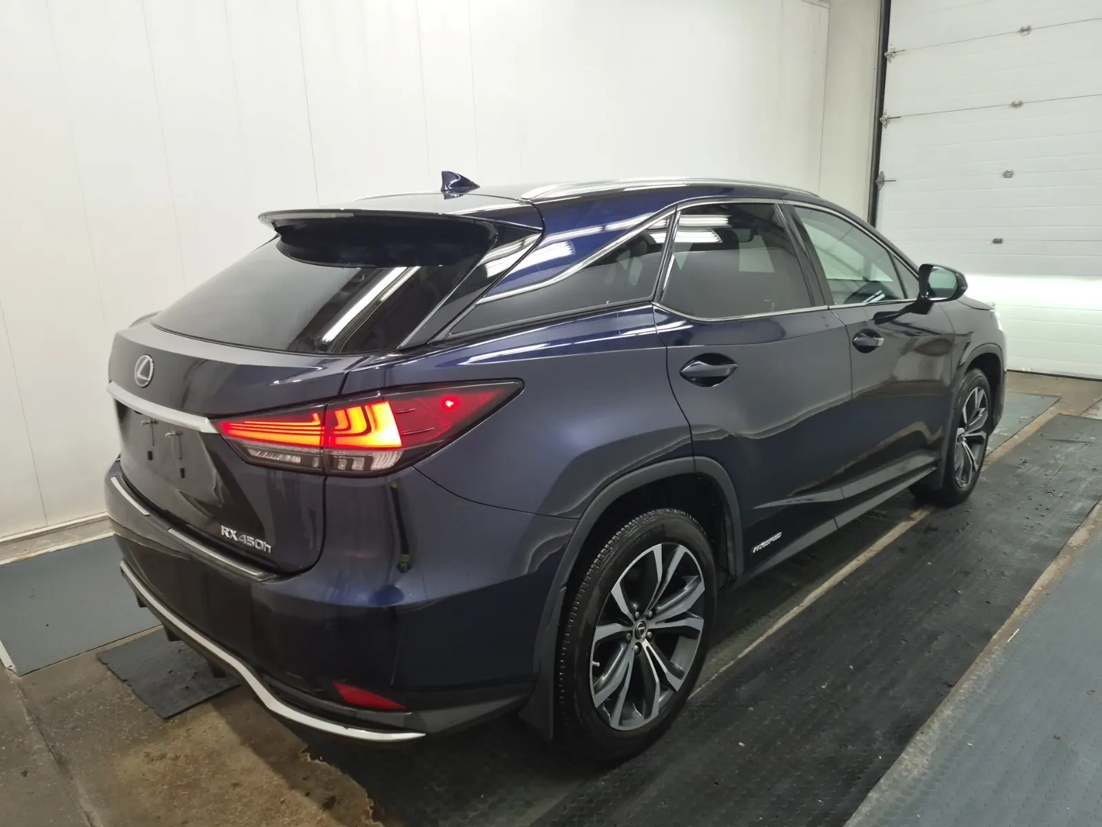 Passenger Rear 3/4 Photo