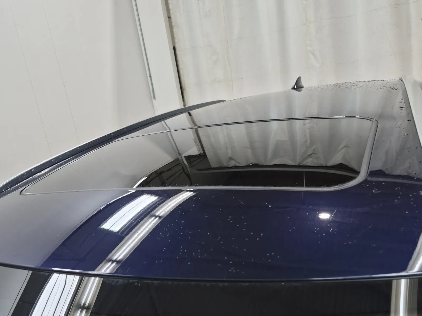 Exterior Roof Photo