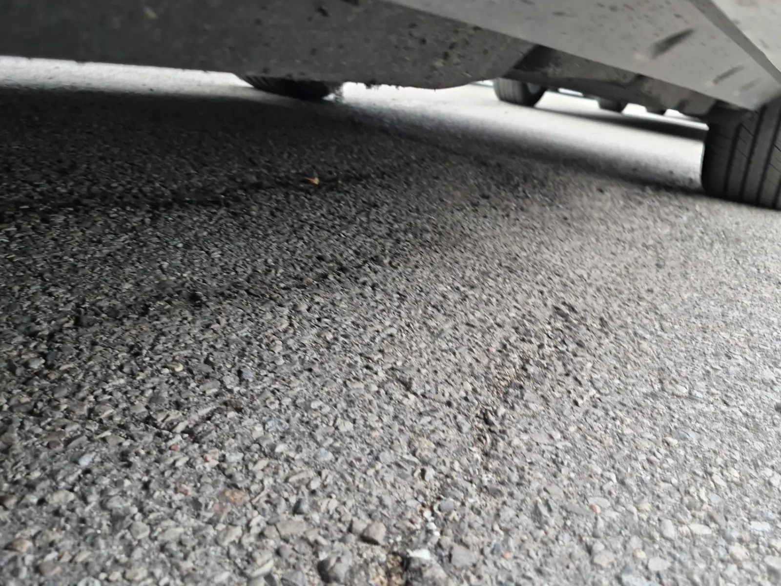 Undercarriage - Driver Photo