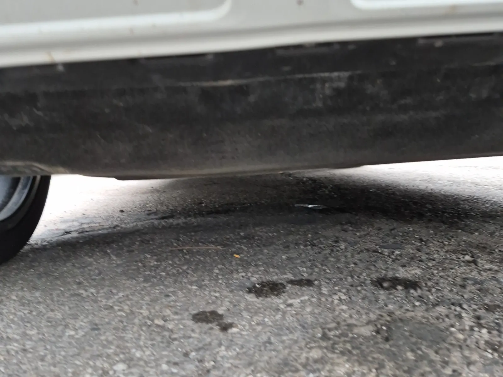 Undercarriage - Front Photo