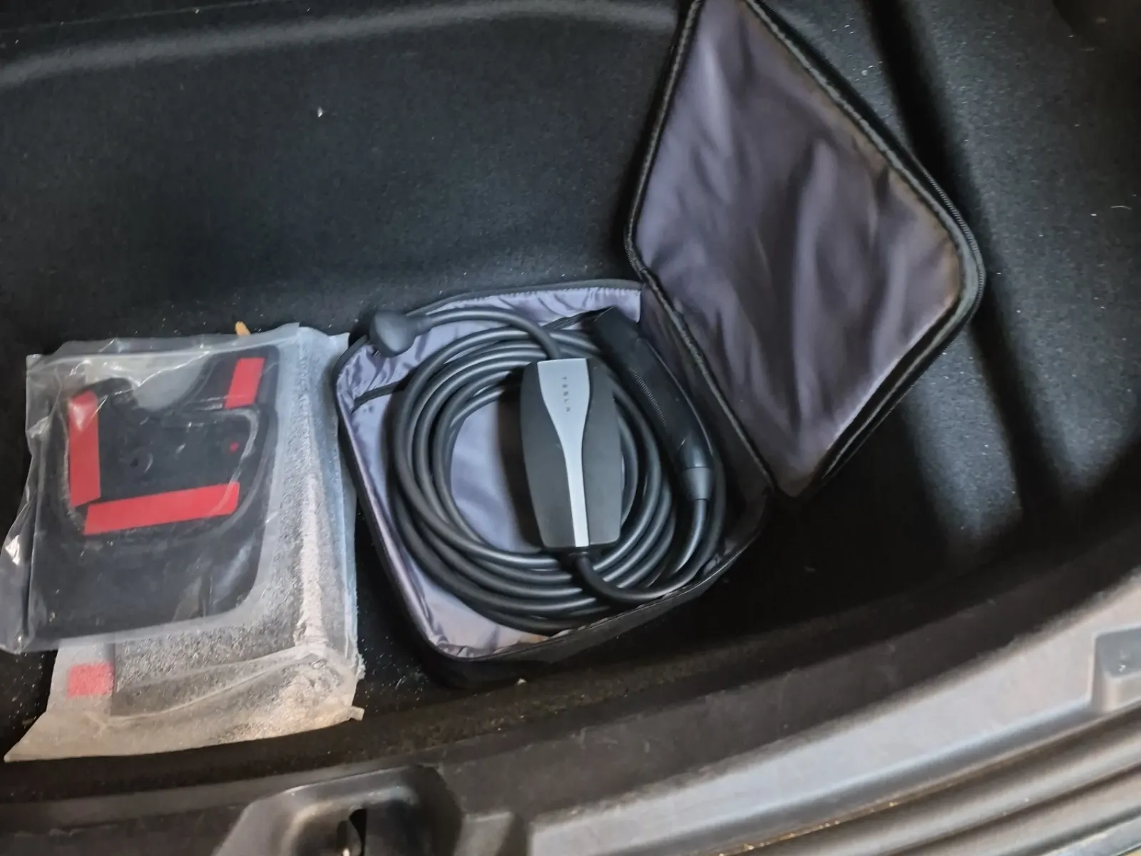 Charging Cable Photo