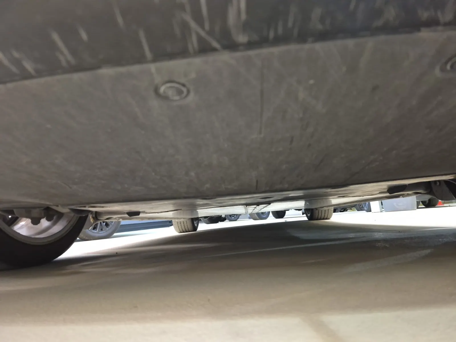Undercarriage - Front Photo