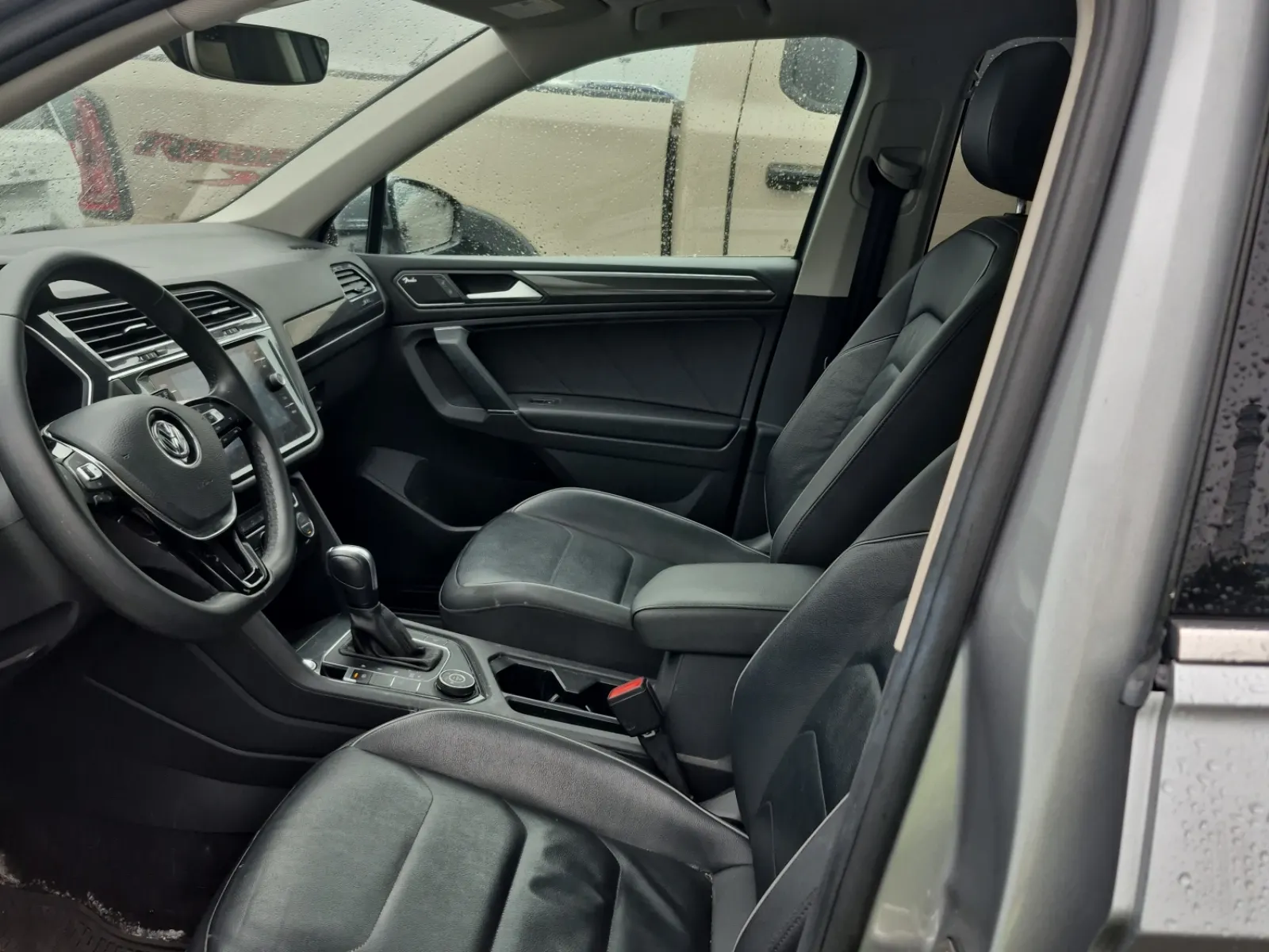Front Interior Photo