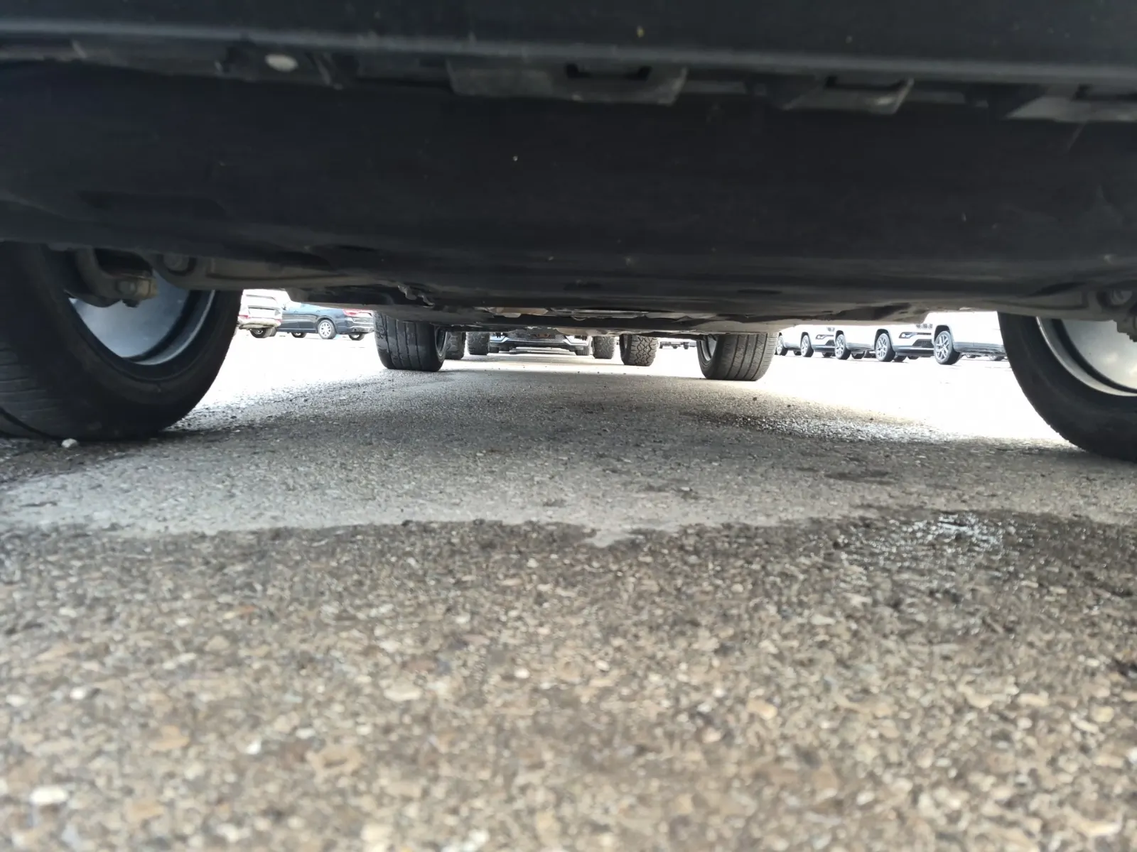 Undercarriage - Front Photo
