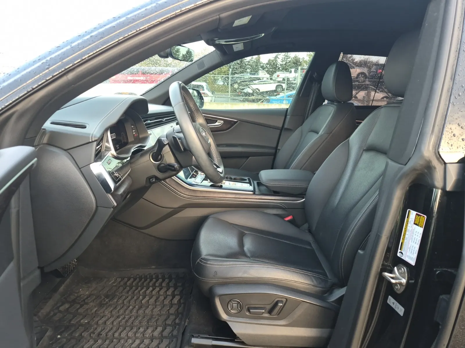 Front Interior Photo