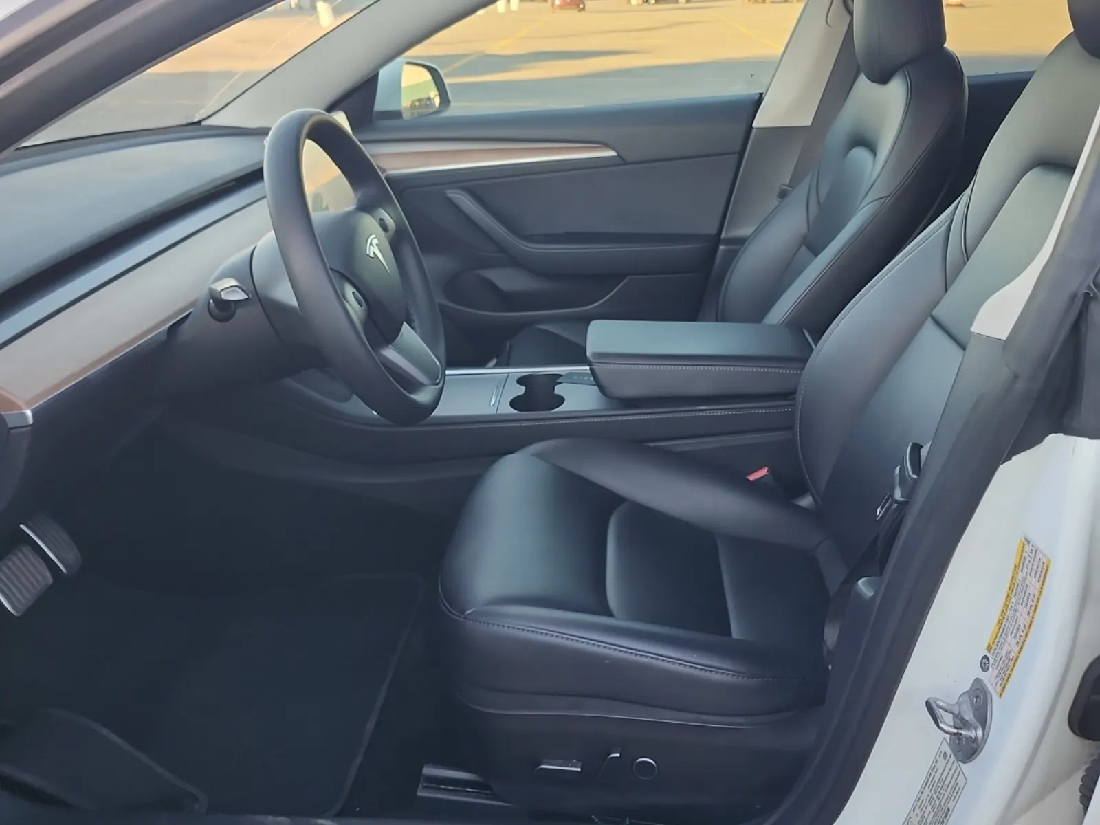 Front Interior Photo