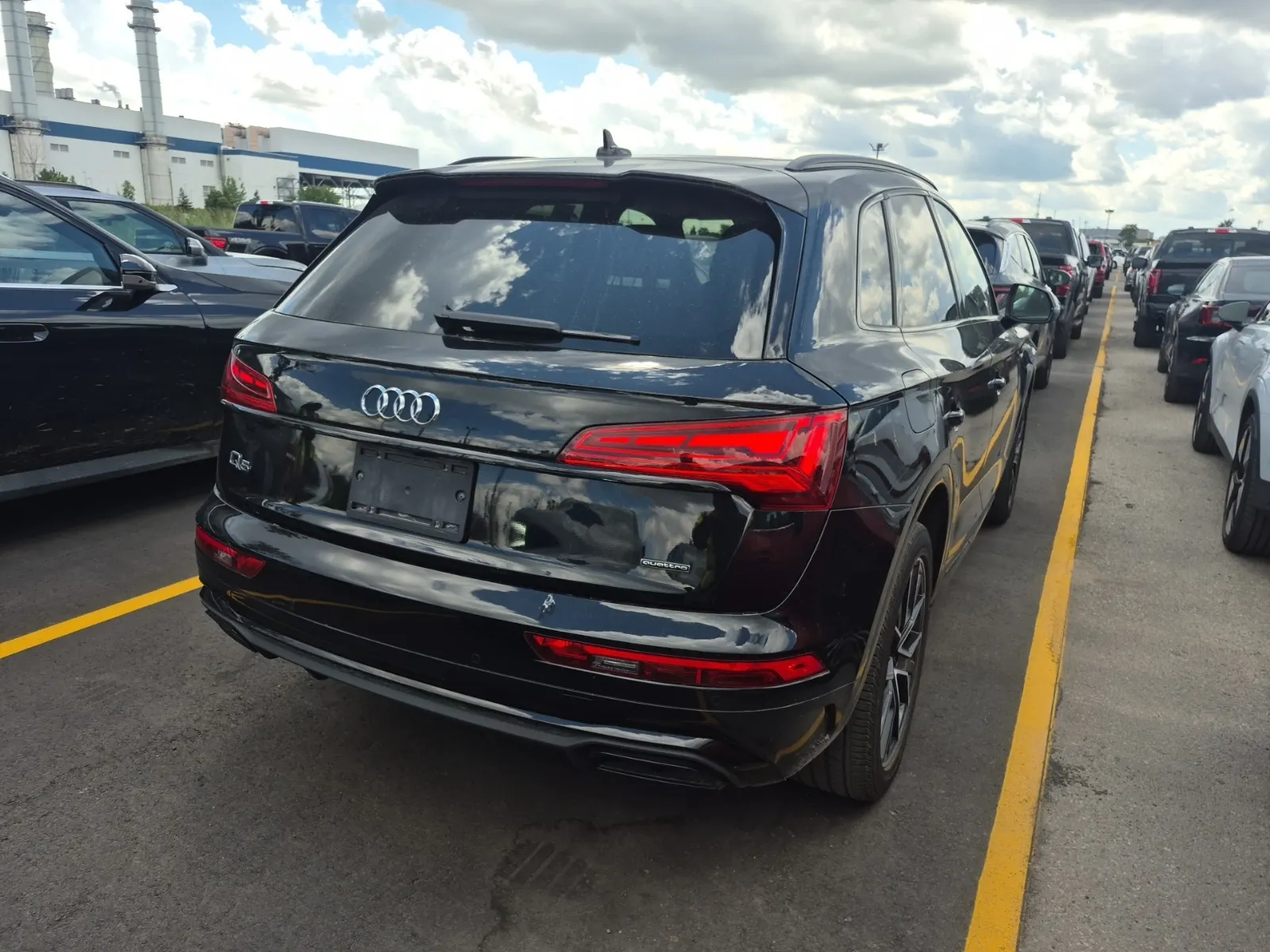 Passenger Rear 3/4 Photo