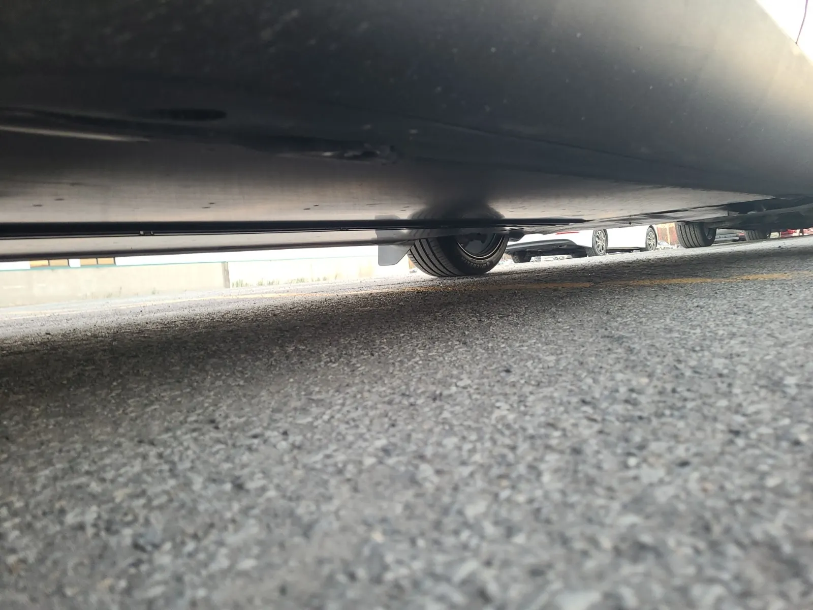 Undercarriage - Passenger Photo