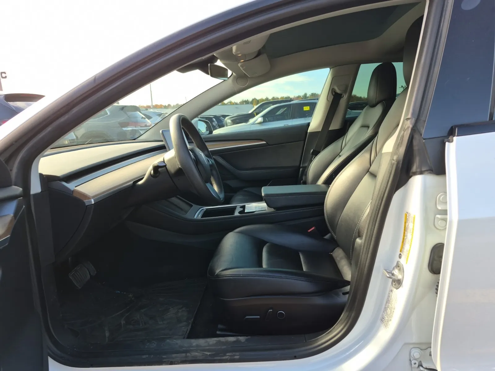 Front Interior Photo