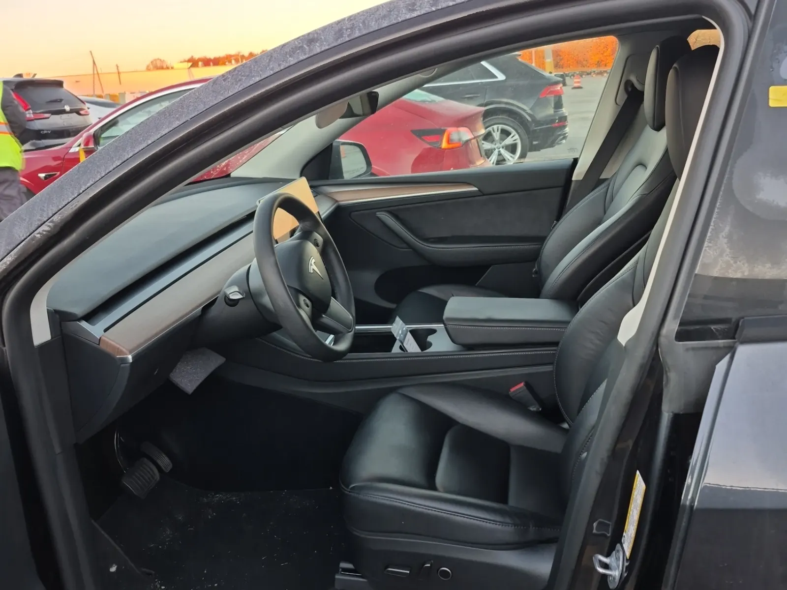 Front Interior Photo
