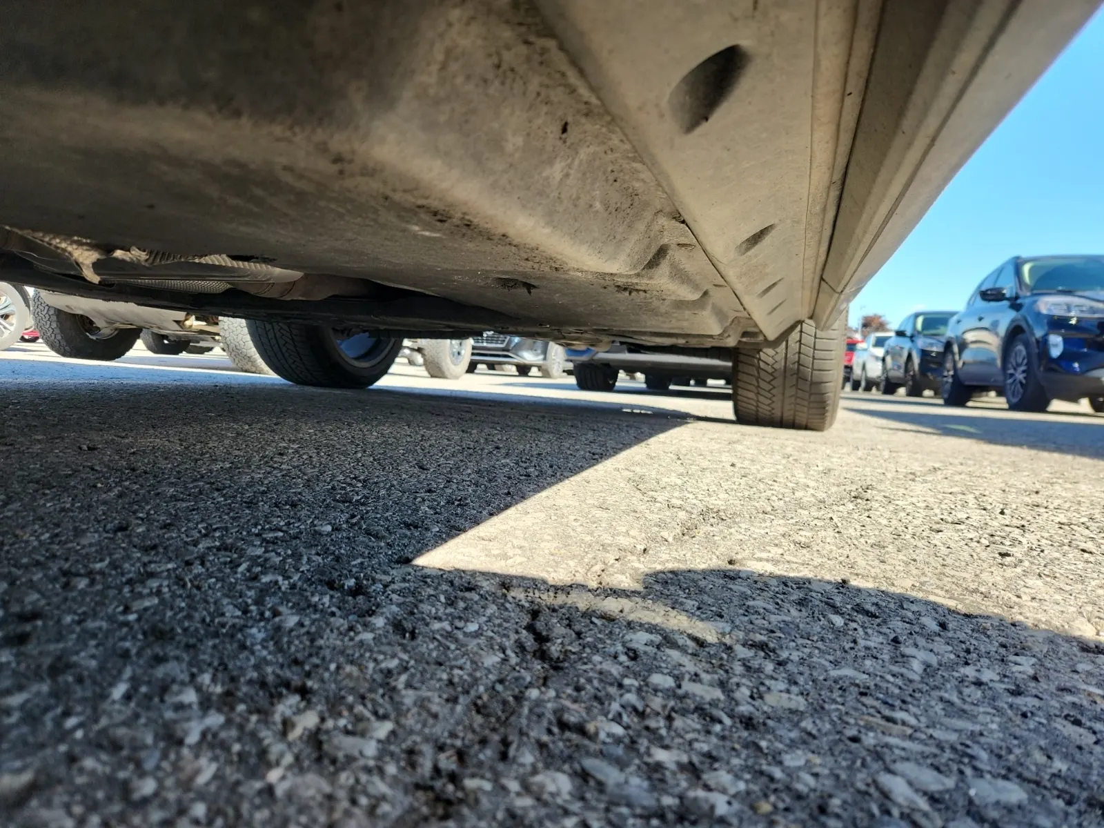 Undercarriage - Driver Photo
