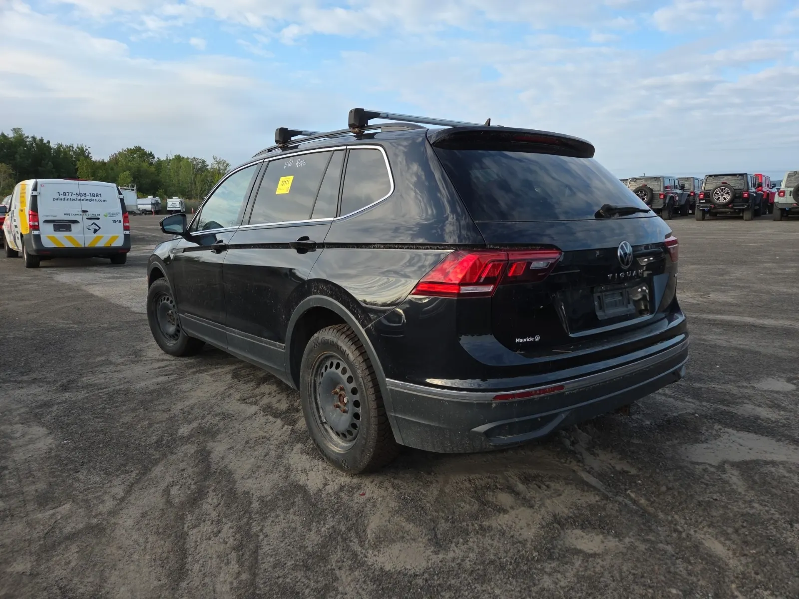 Driver Rear 3/4 Photo