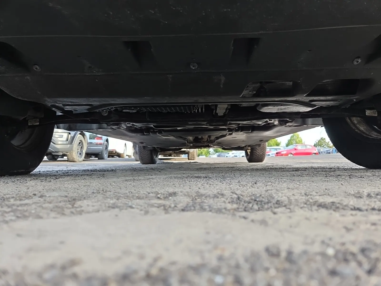 Undercarriage - Front Photo