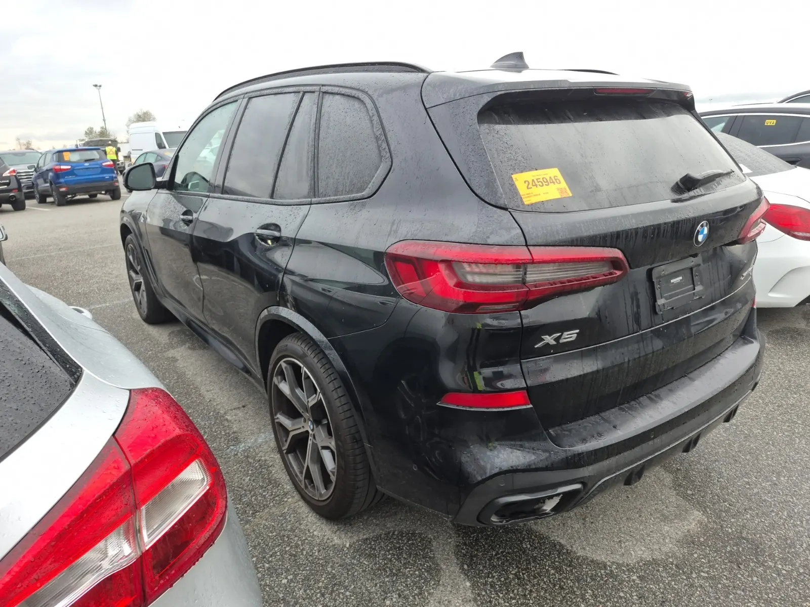 Driver Rear 3/4 Photo
