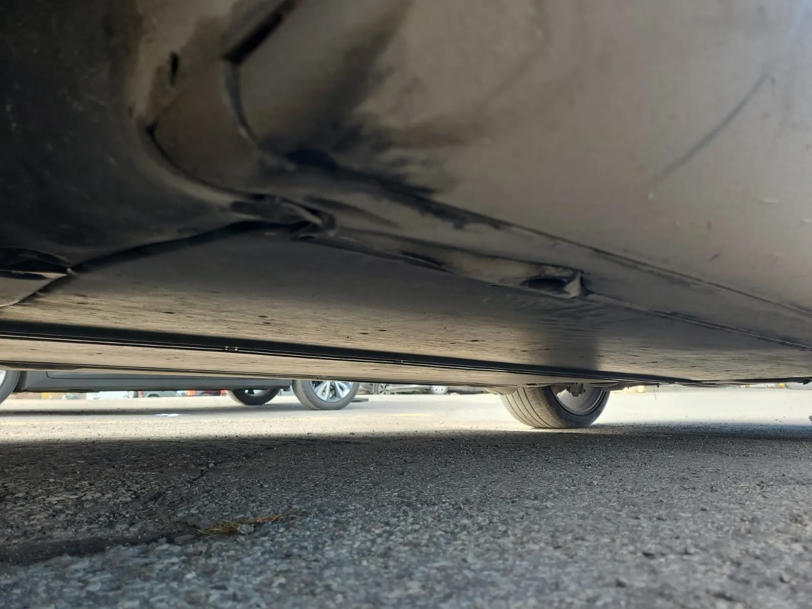 Undercarriage - Driver Photo
