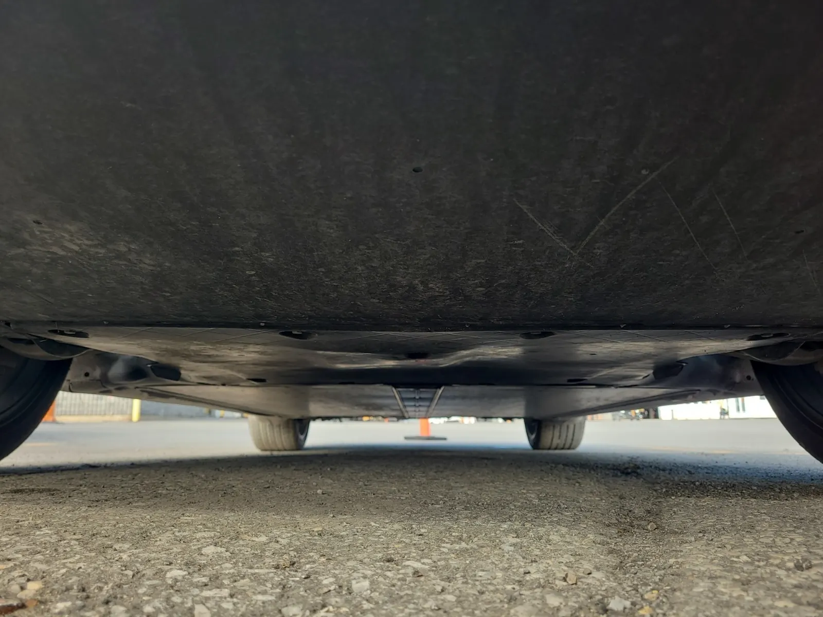 Undercarriage - Front Photo