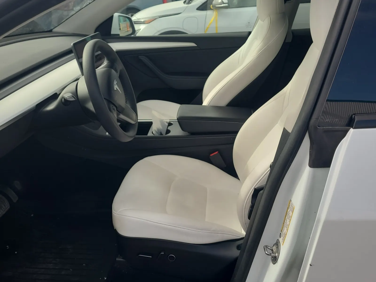 Front Interior Photo