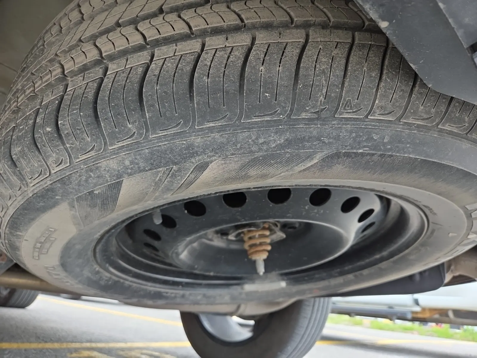 Spare Tire & Wheel Photo