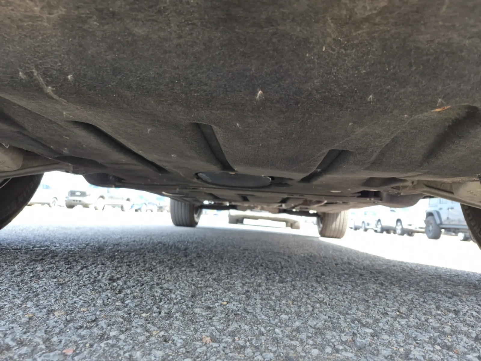 Undercarriage - Front Photo