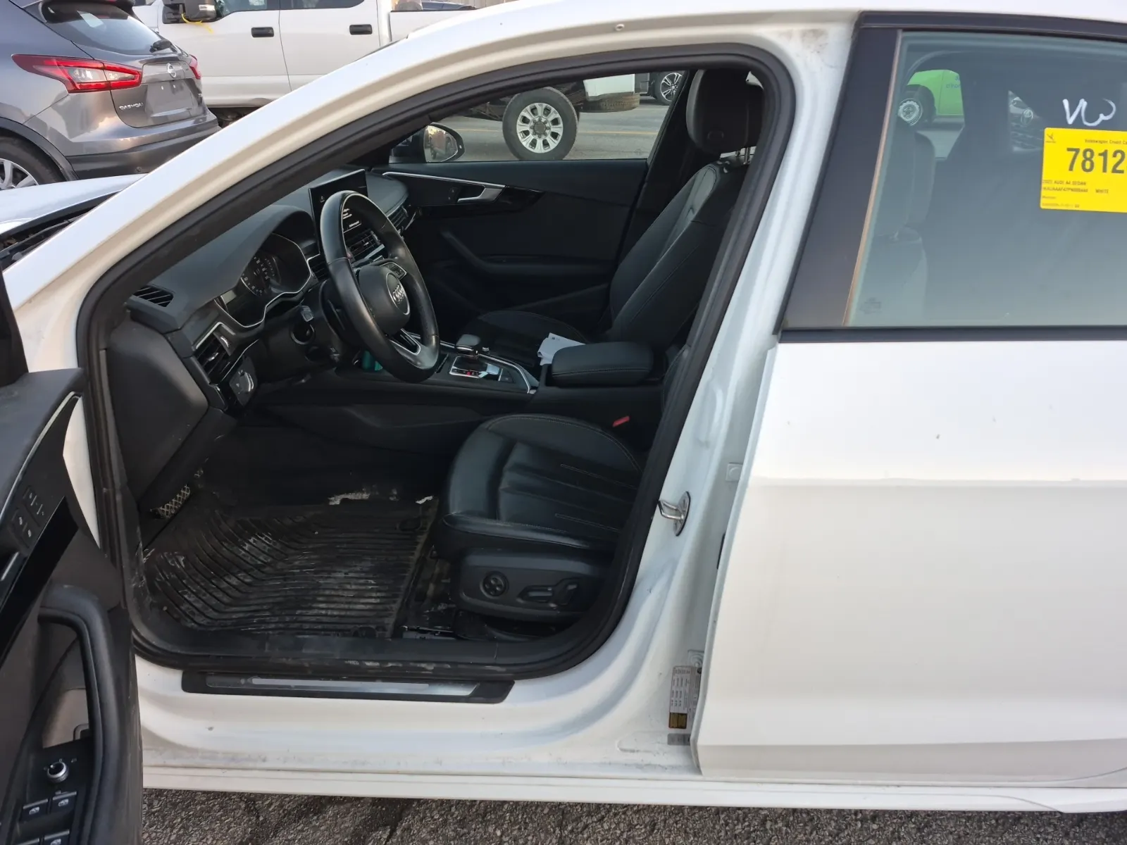 Front Interior Photo