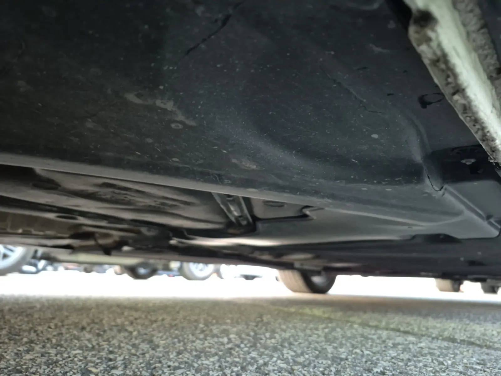 Undercarriage - Passenger Photo