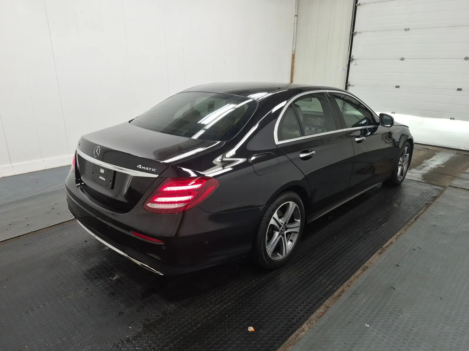 Passenger Rear 3/4 Photo