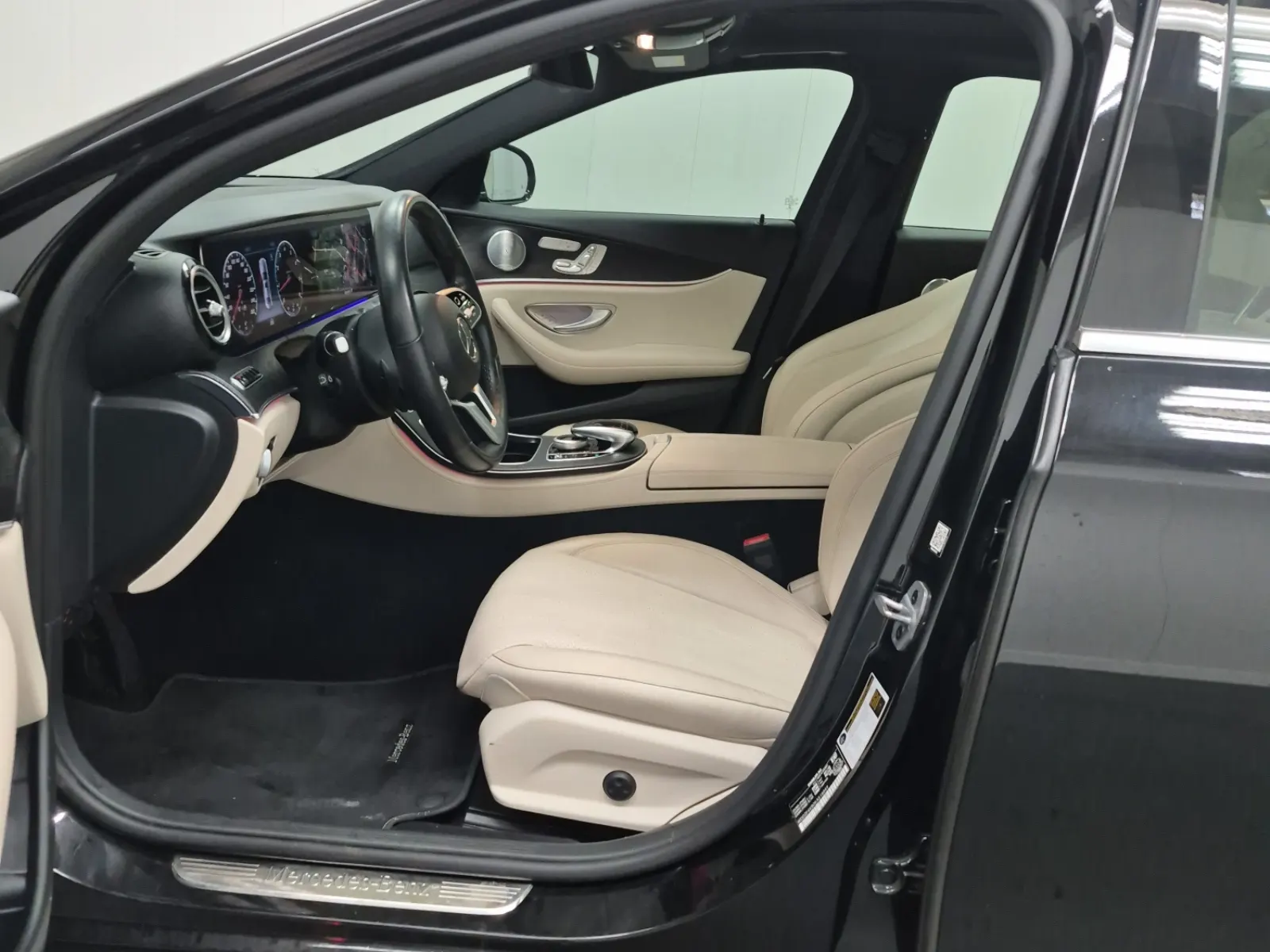 Front Interior Photo