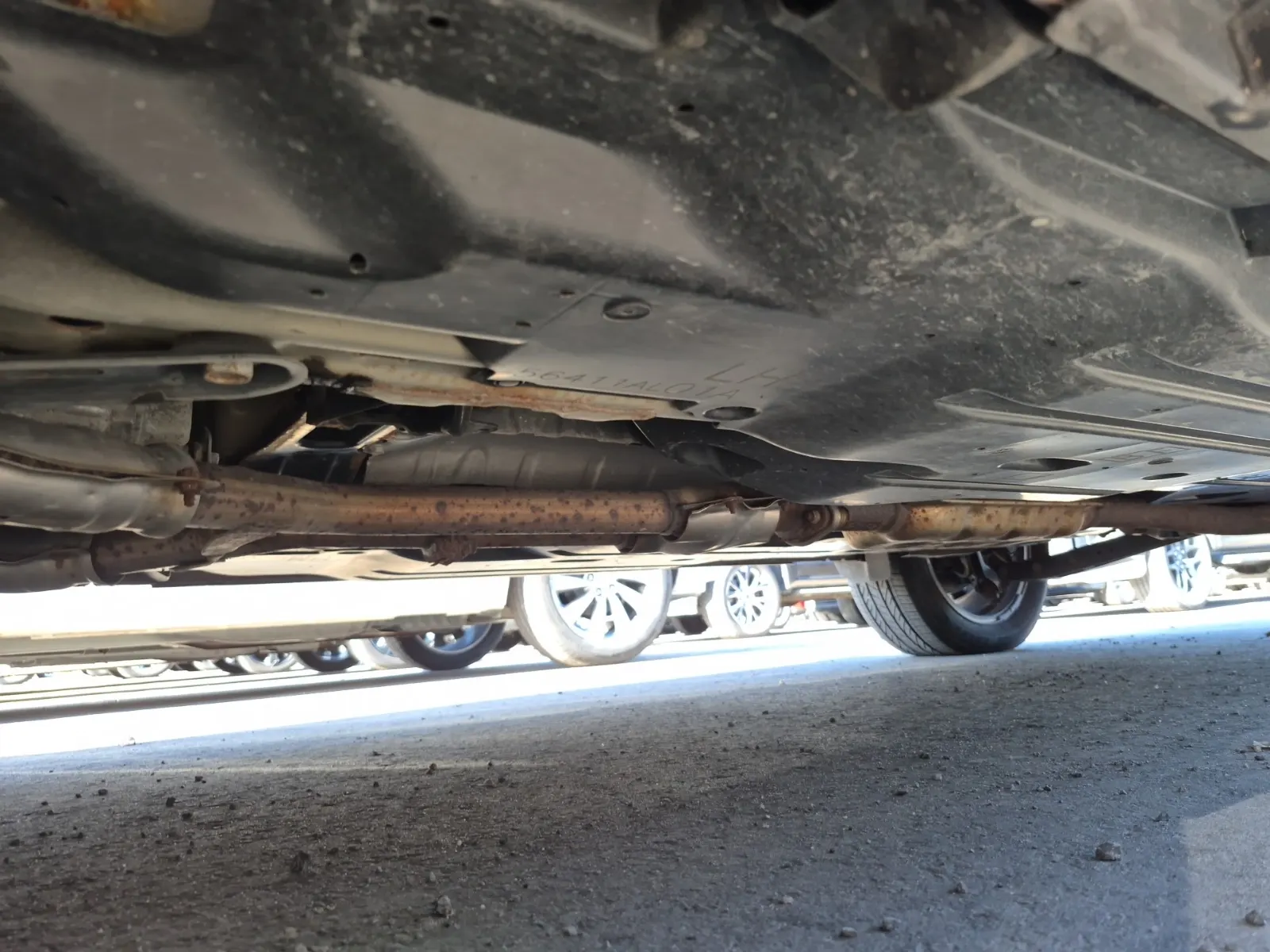Undercarriage - Driver Photo