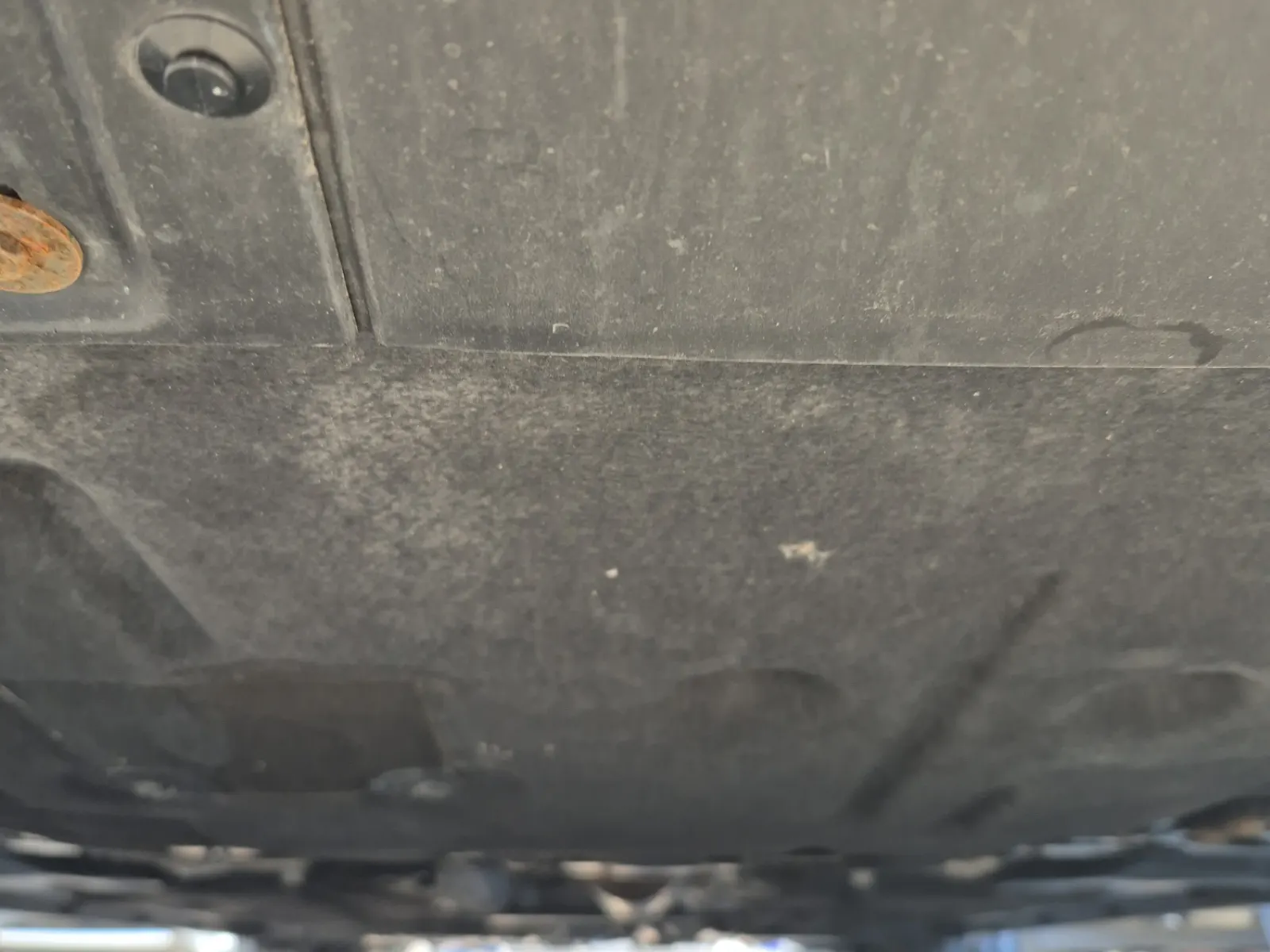 Undercarriage - Front Photo