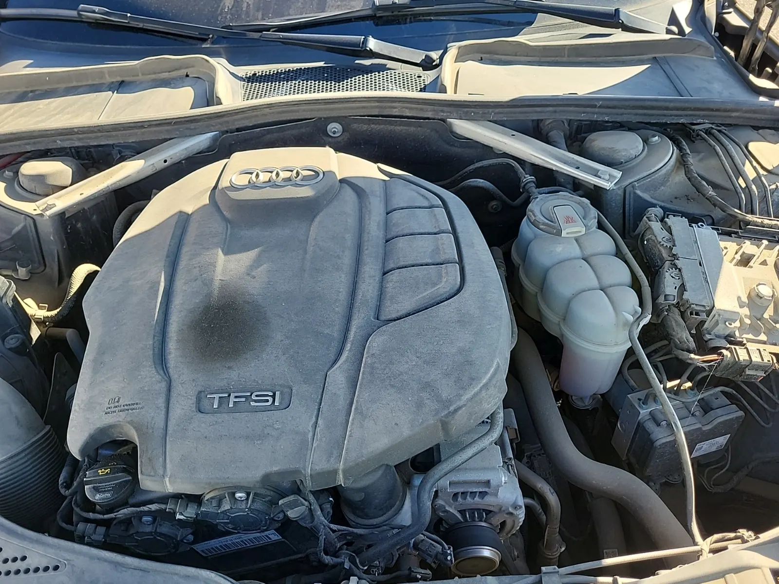 Engine Photo
