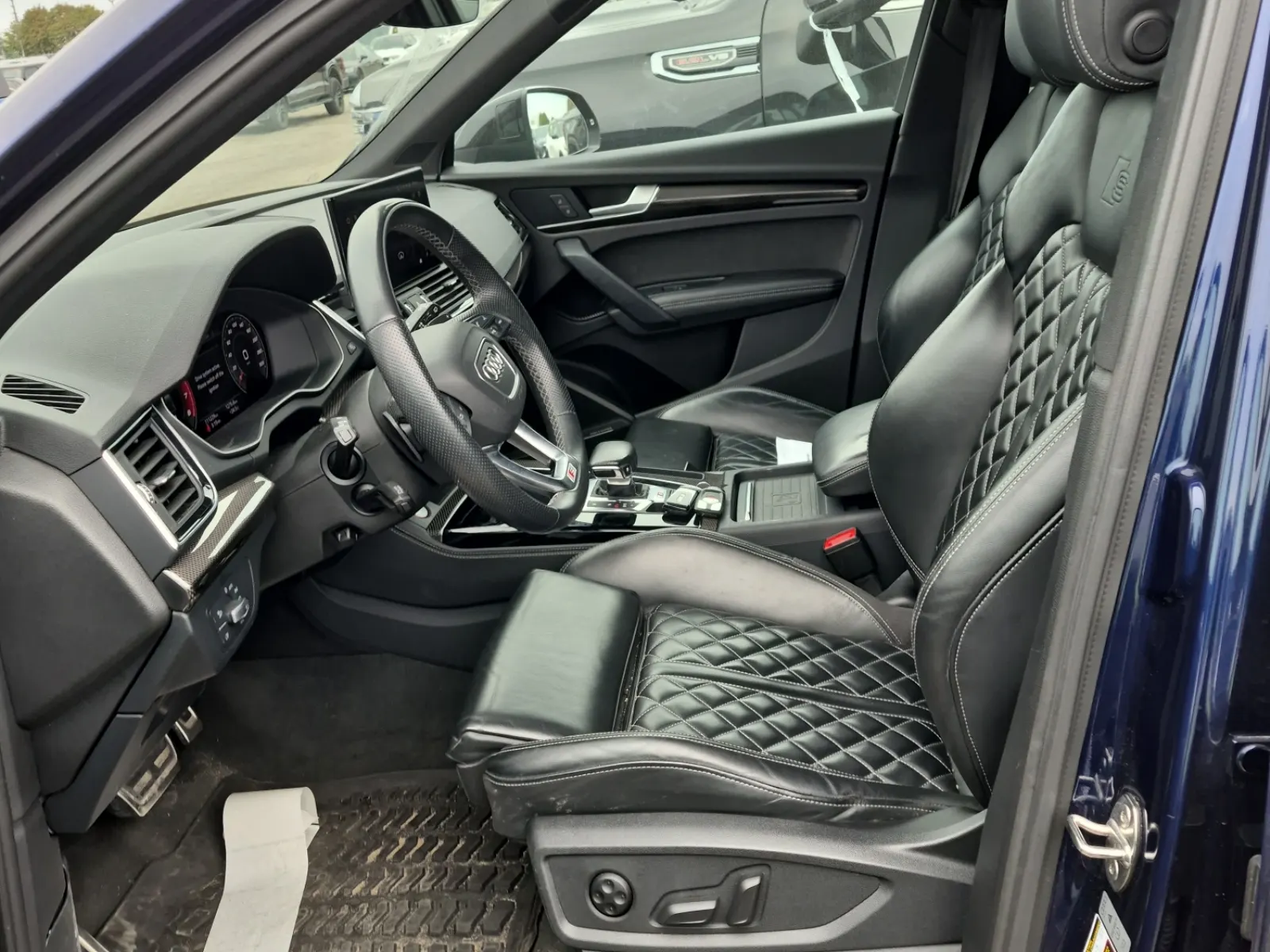 Front Interior Photo