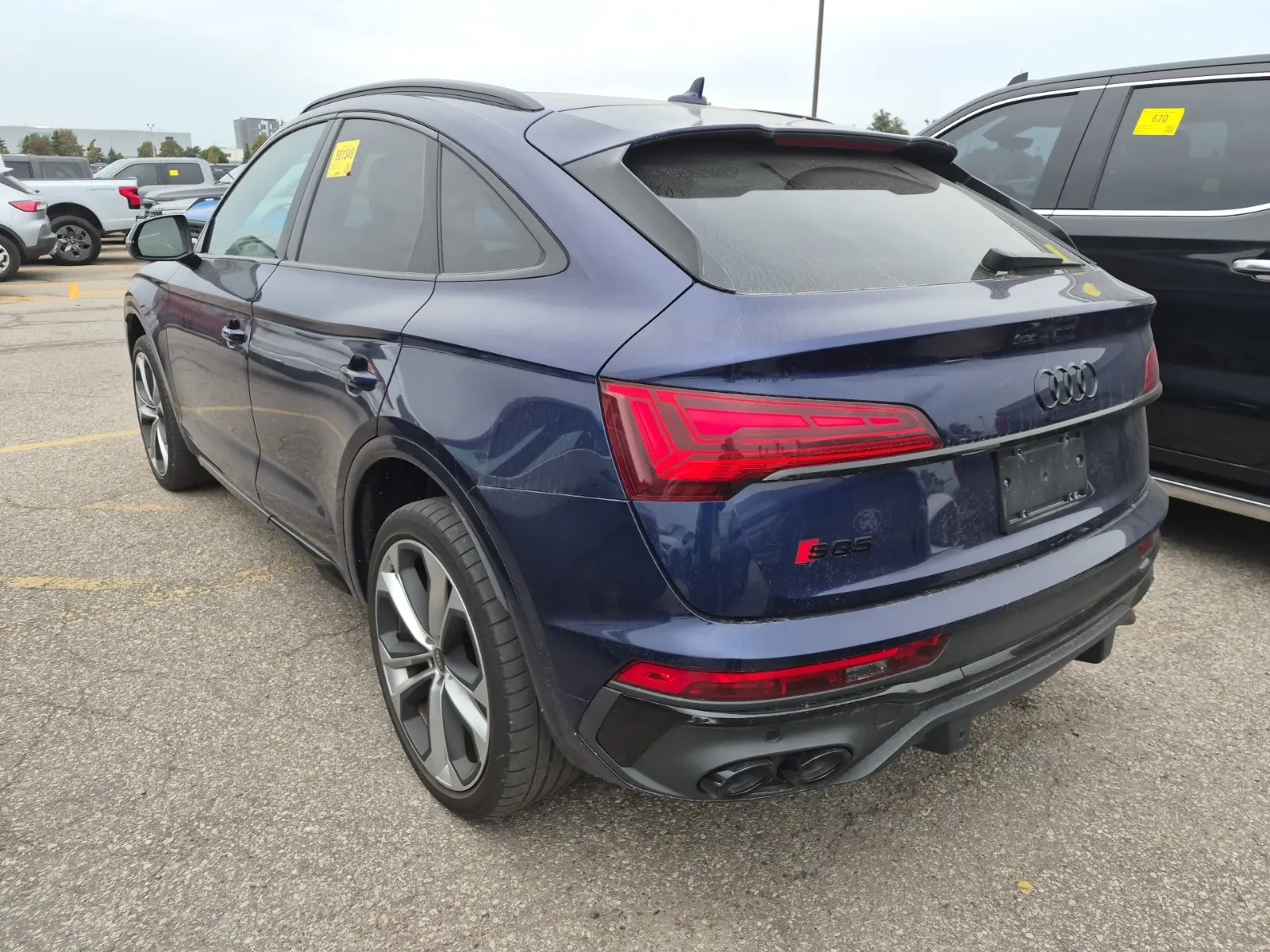 Driver Rear 3/4 Photo