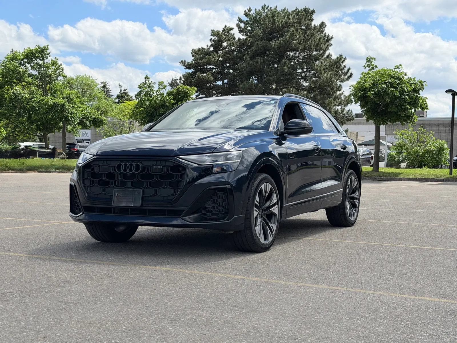 2025 Audi Q8