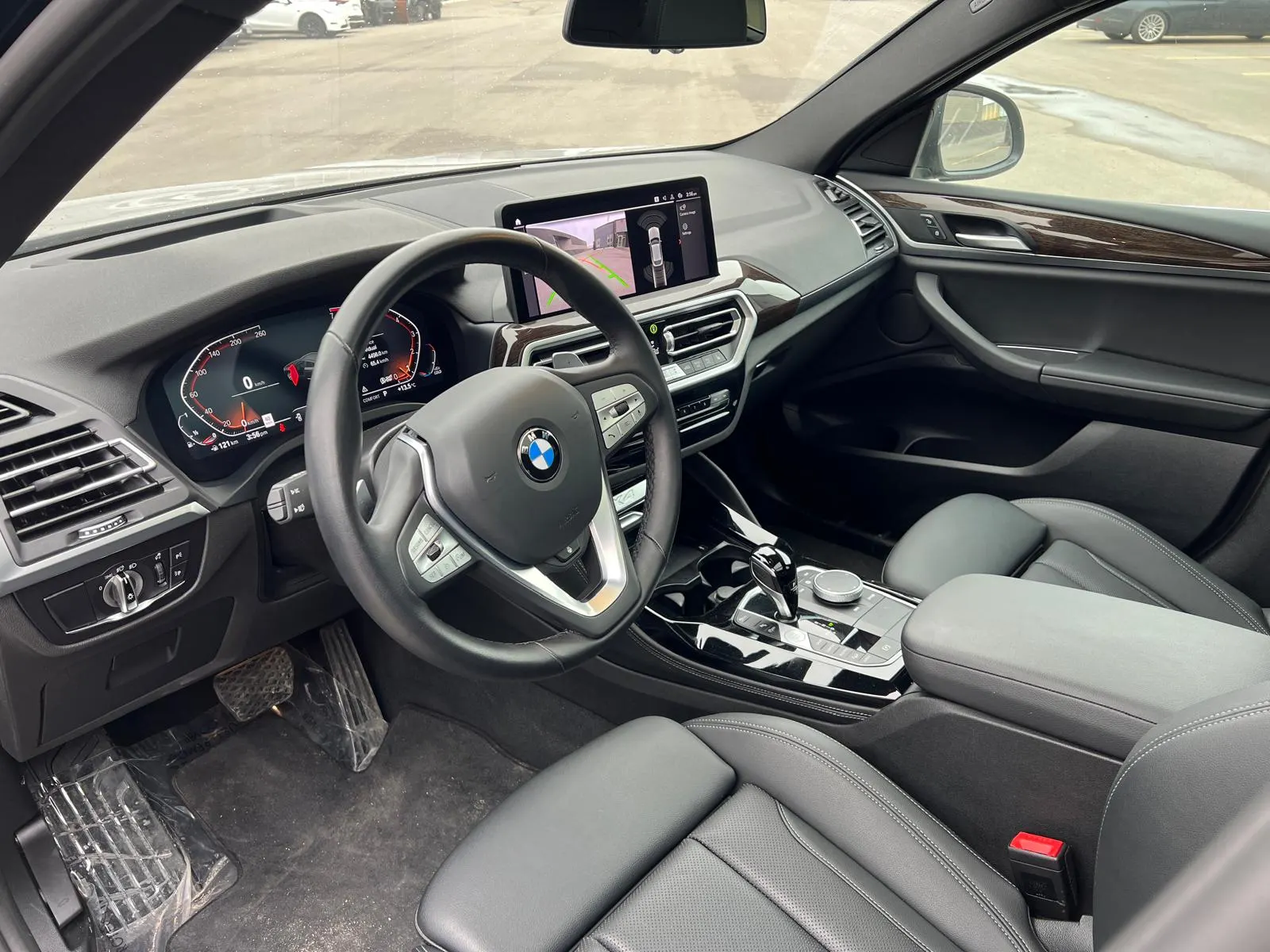 Interior driver side