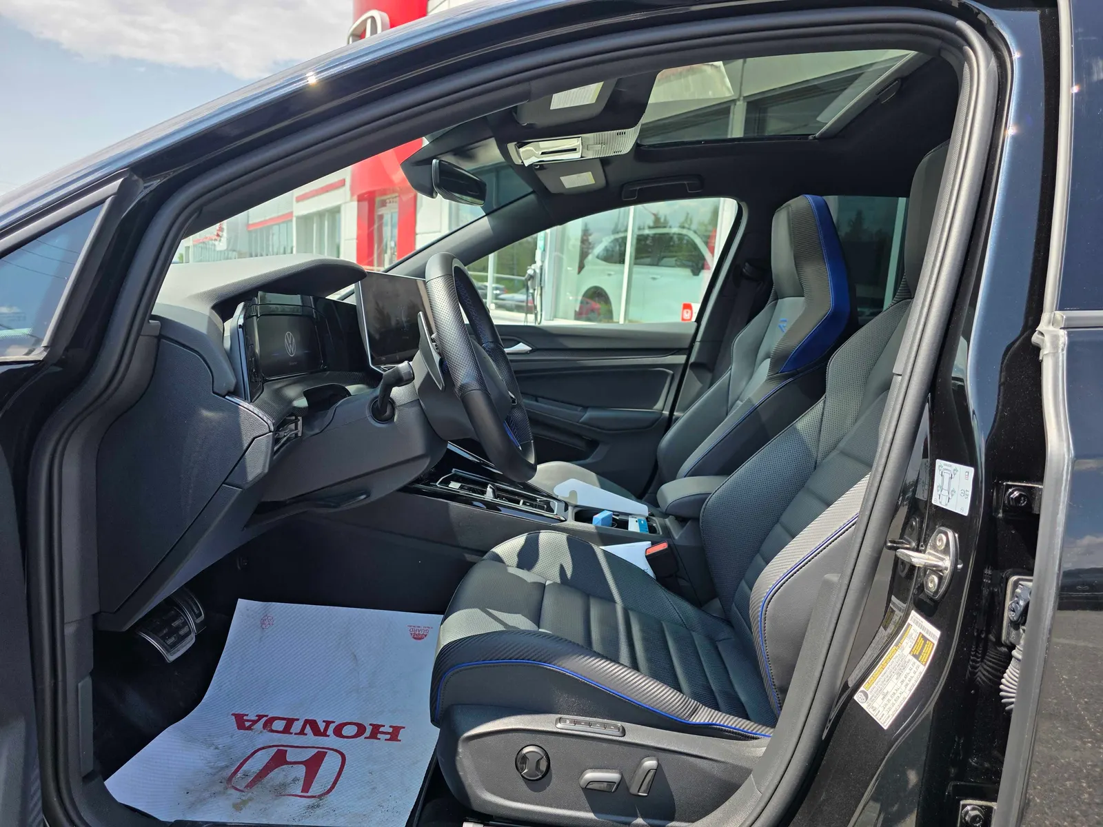 Interior driver side