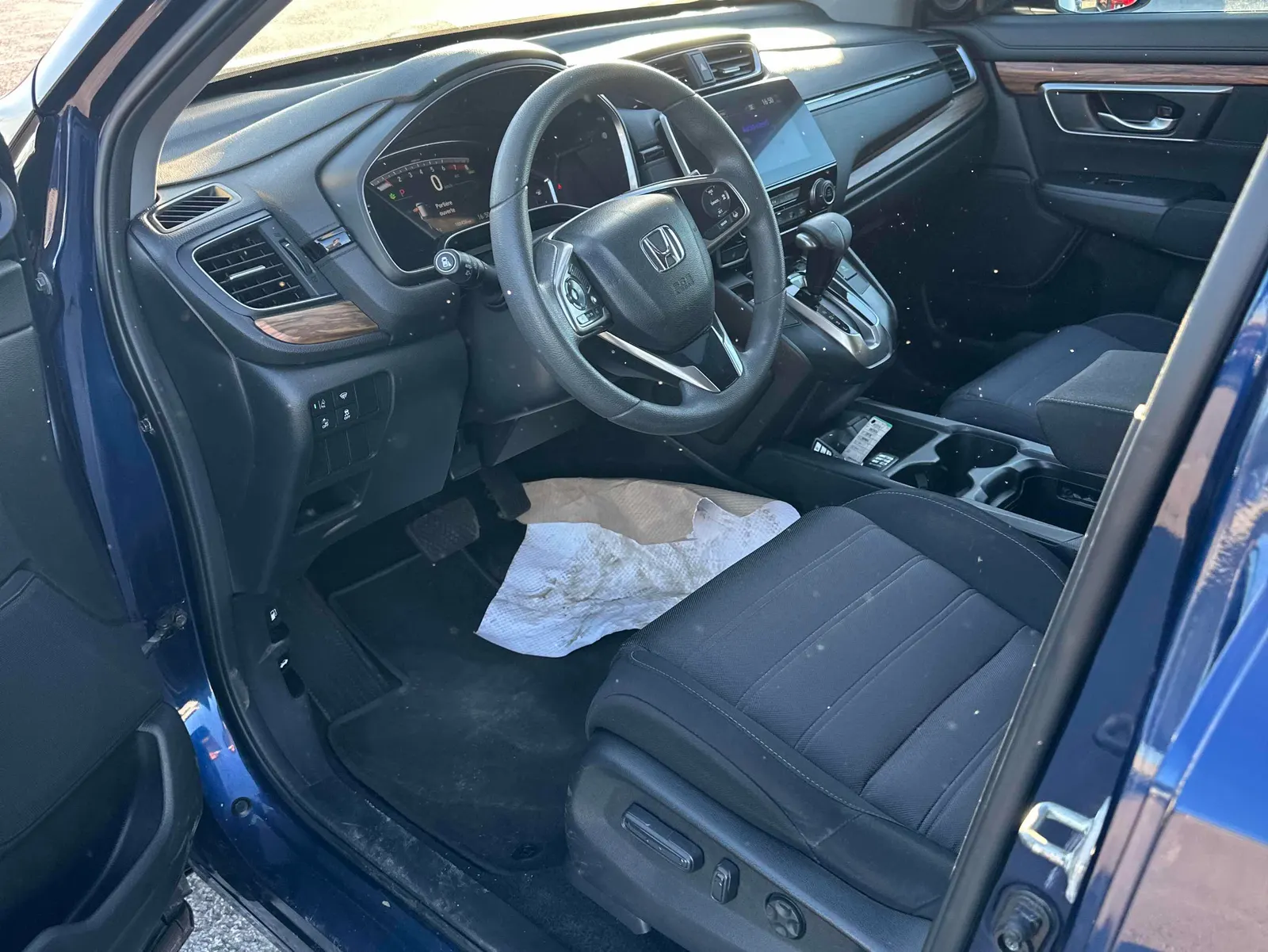 Interior driver side