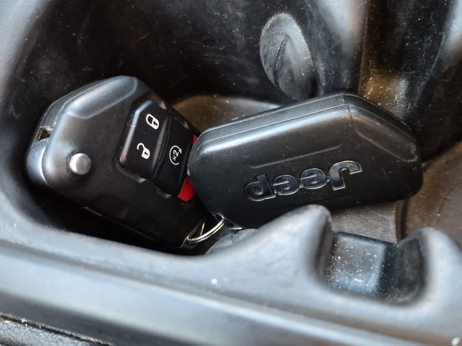 Keys/Fobs/Manual Photo