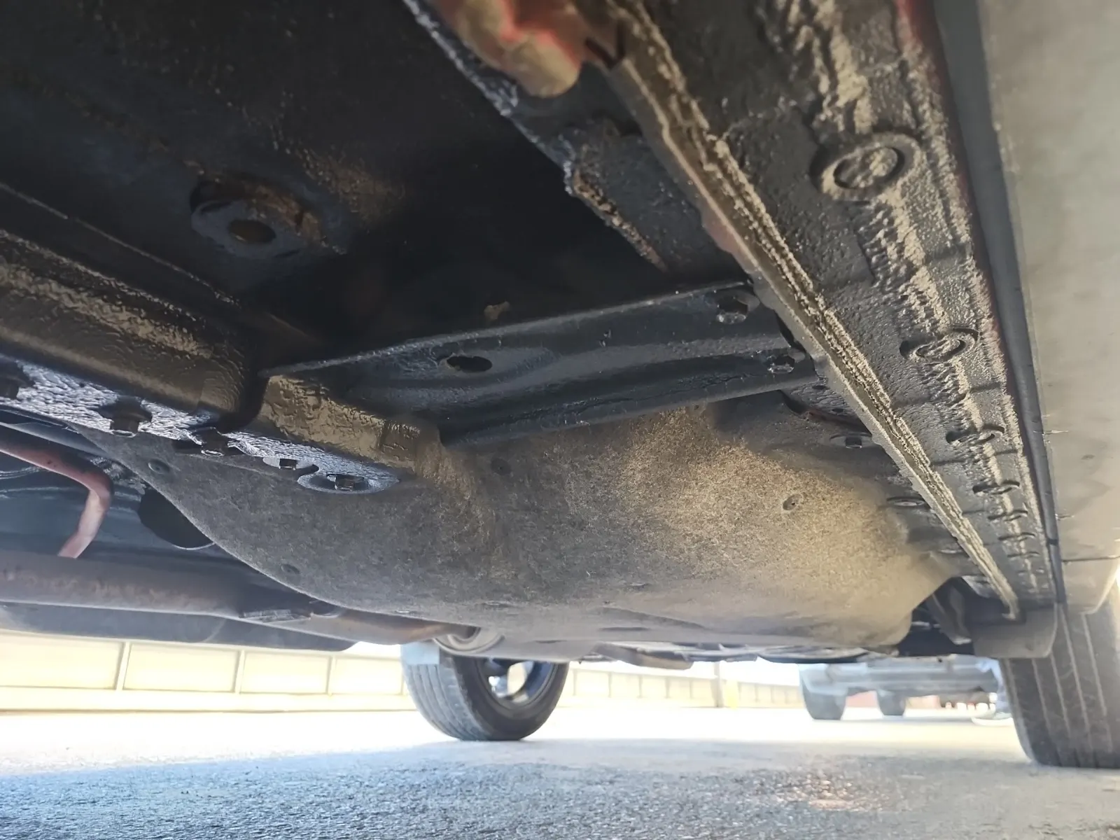 Undercarriage - Driver Photo