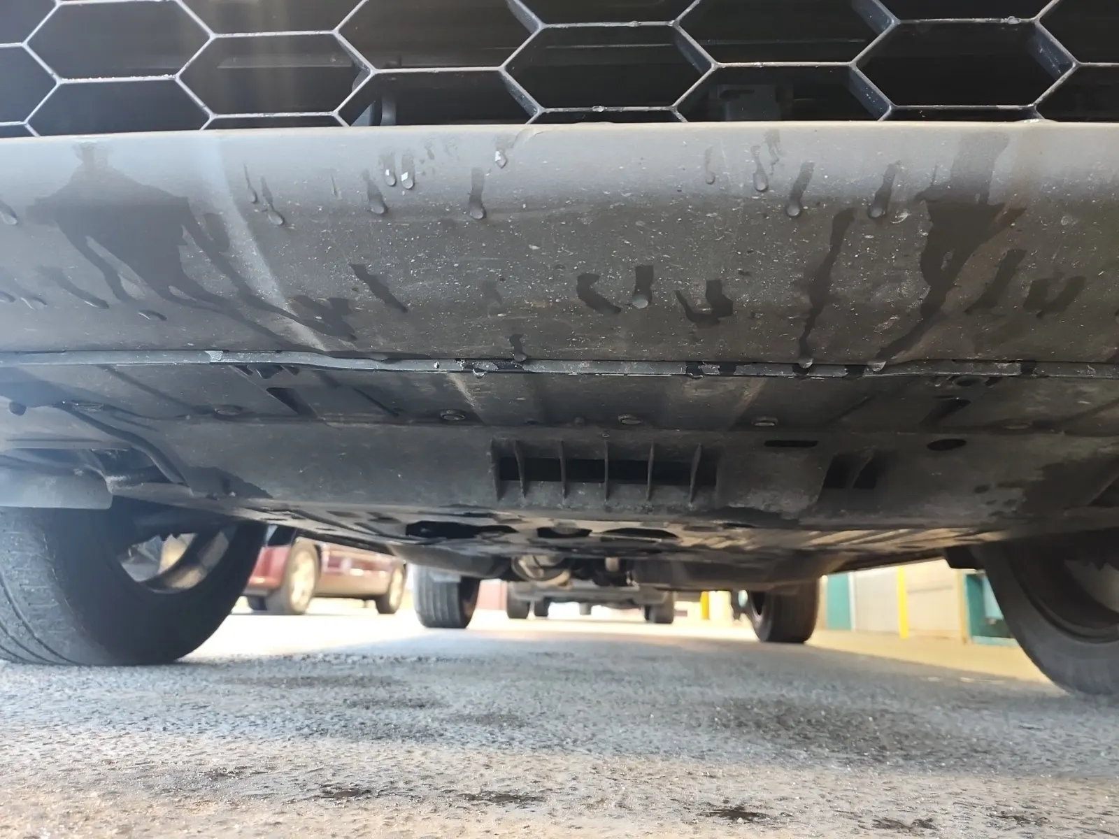 Undercarriage - Front Photo