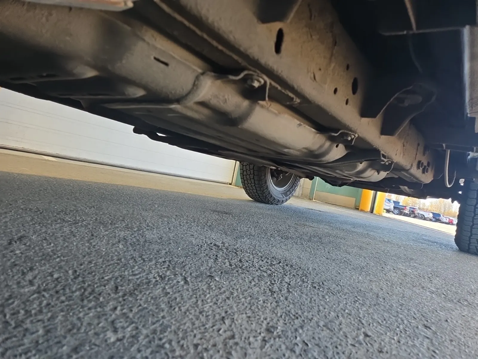 Undercarriage - Passenger Photo