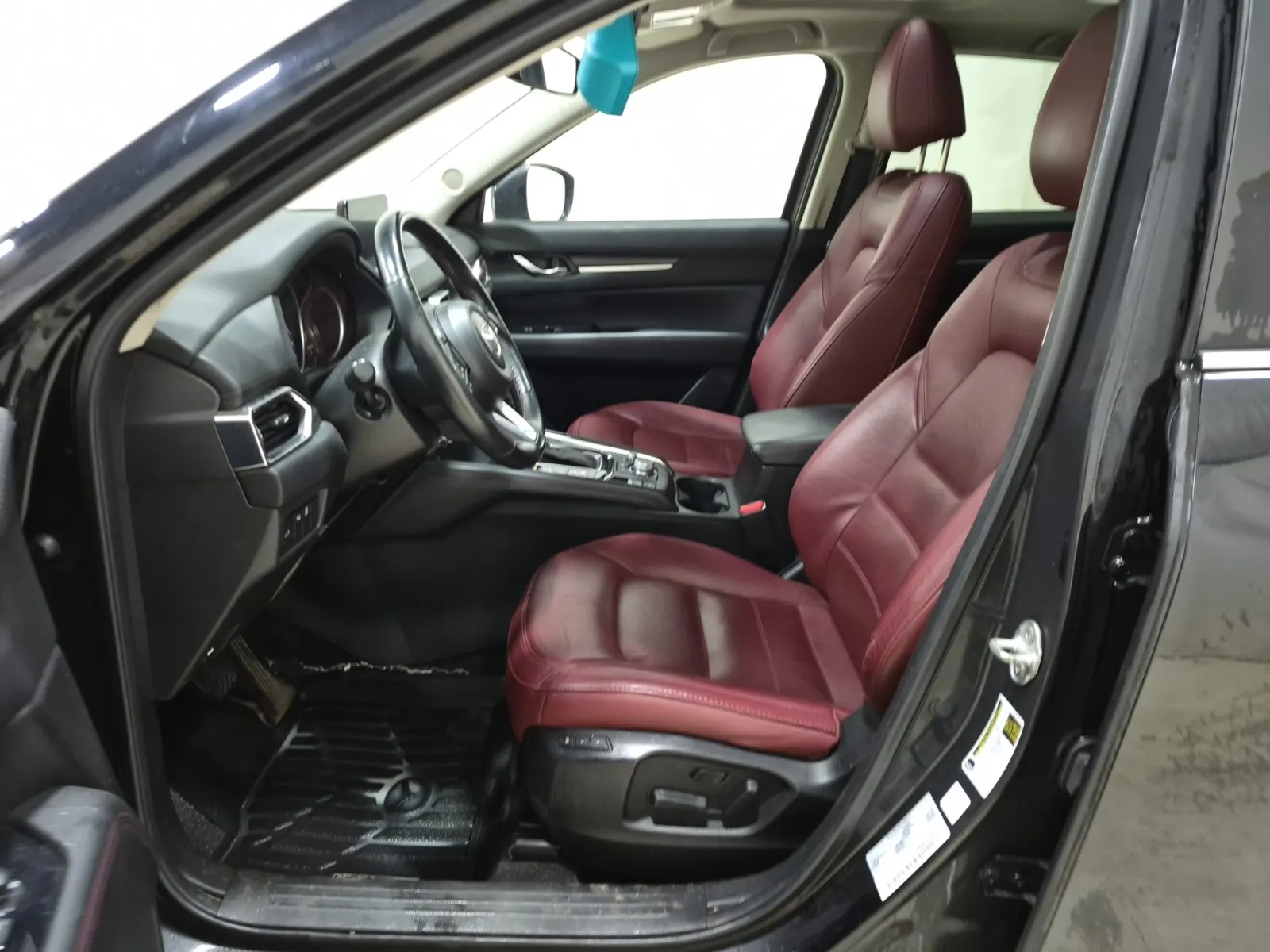 Front Interior Photo