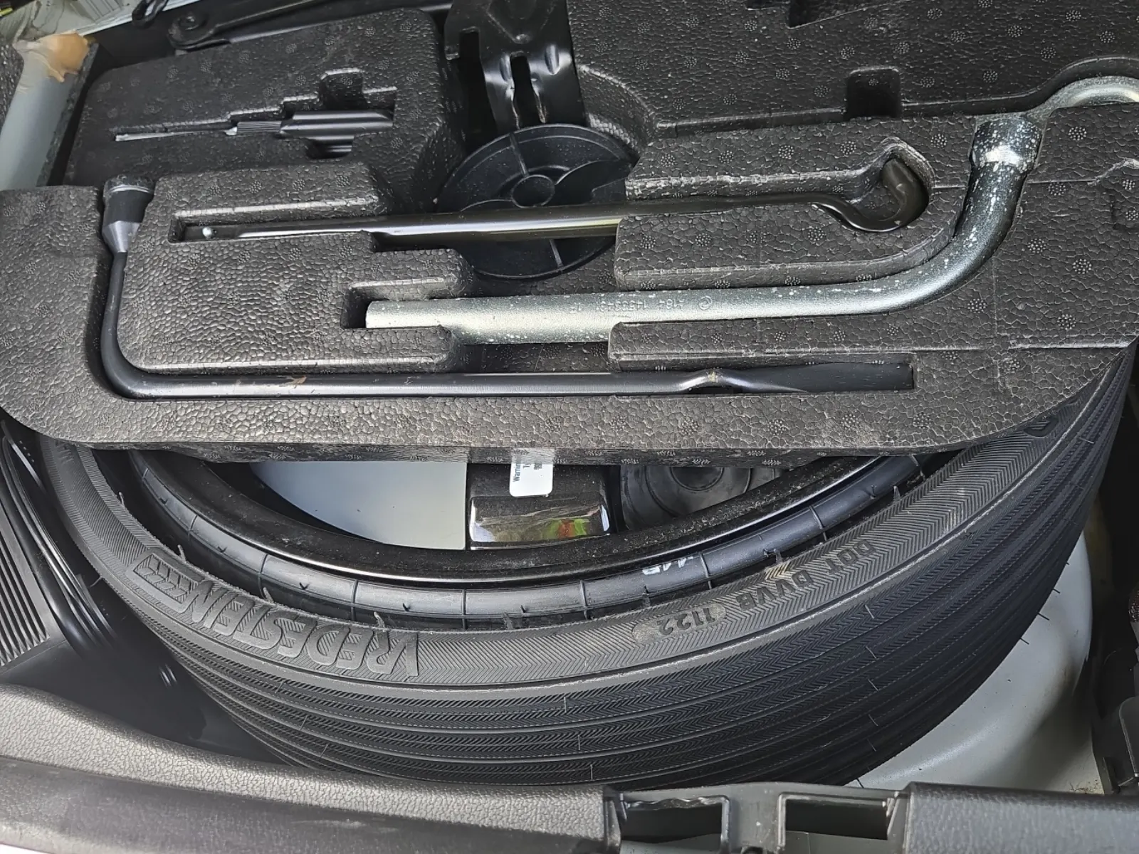Spare Tire & Wheel Photo