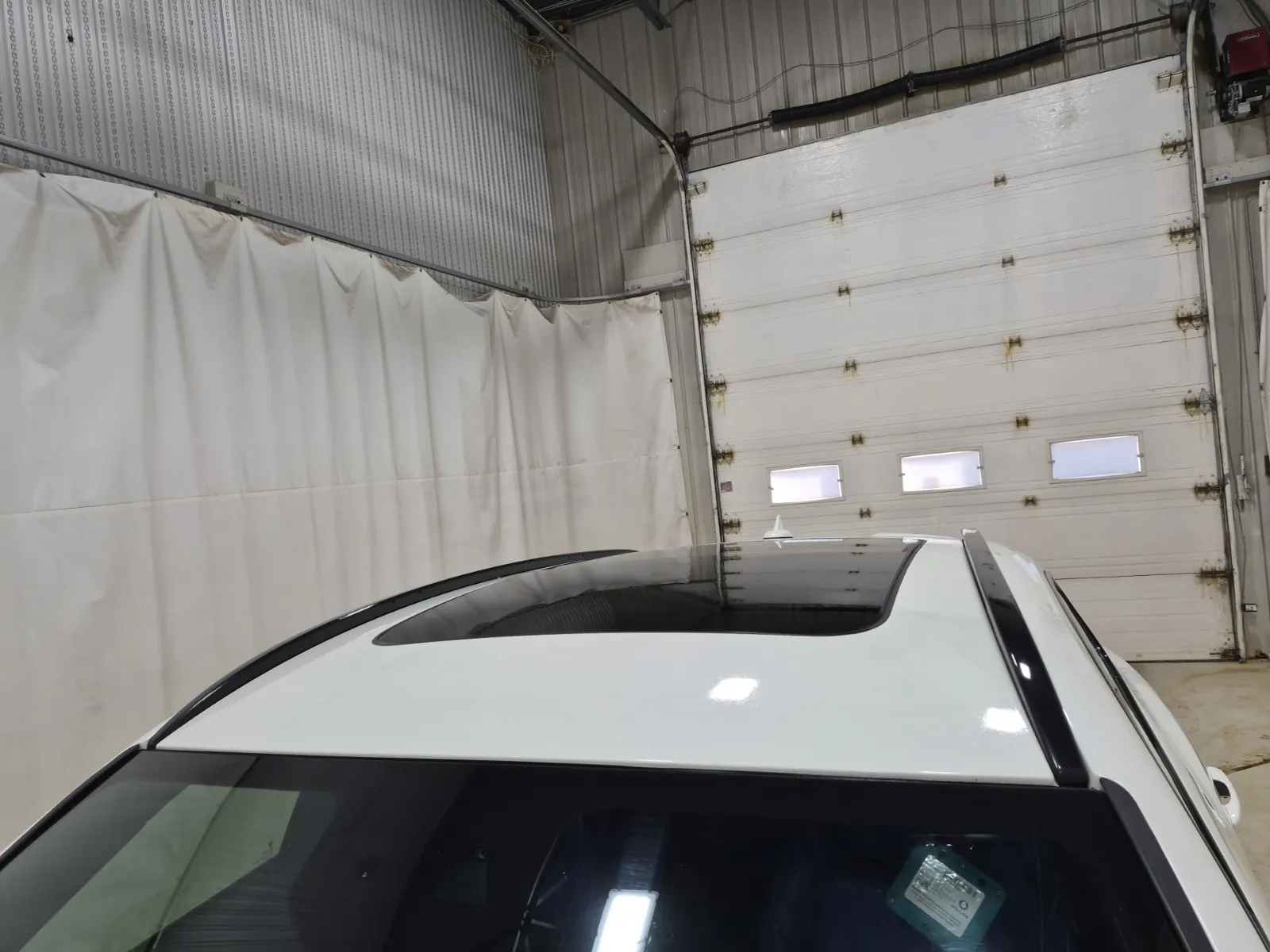 Exterior Roof Photo
