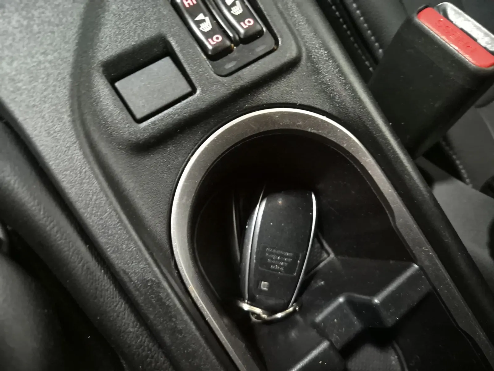 Keys/Fobs/Manual Photo