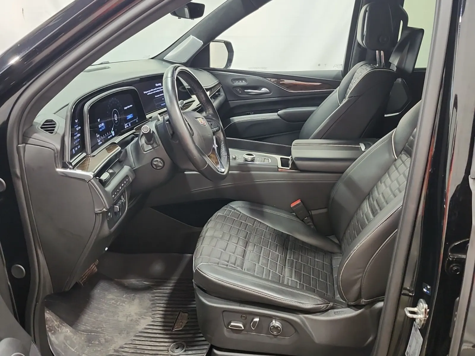 Front Interior Photo