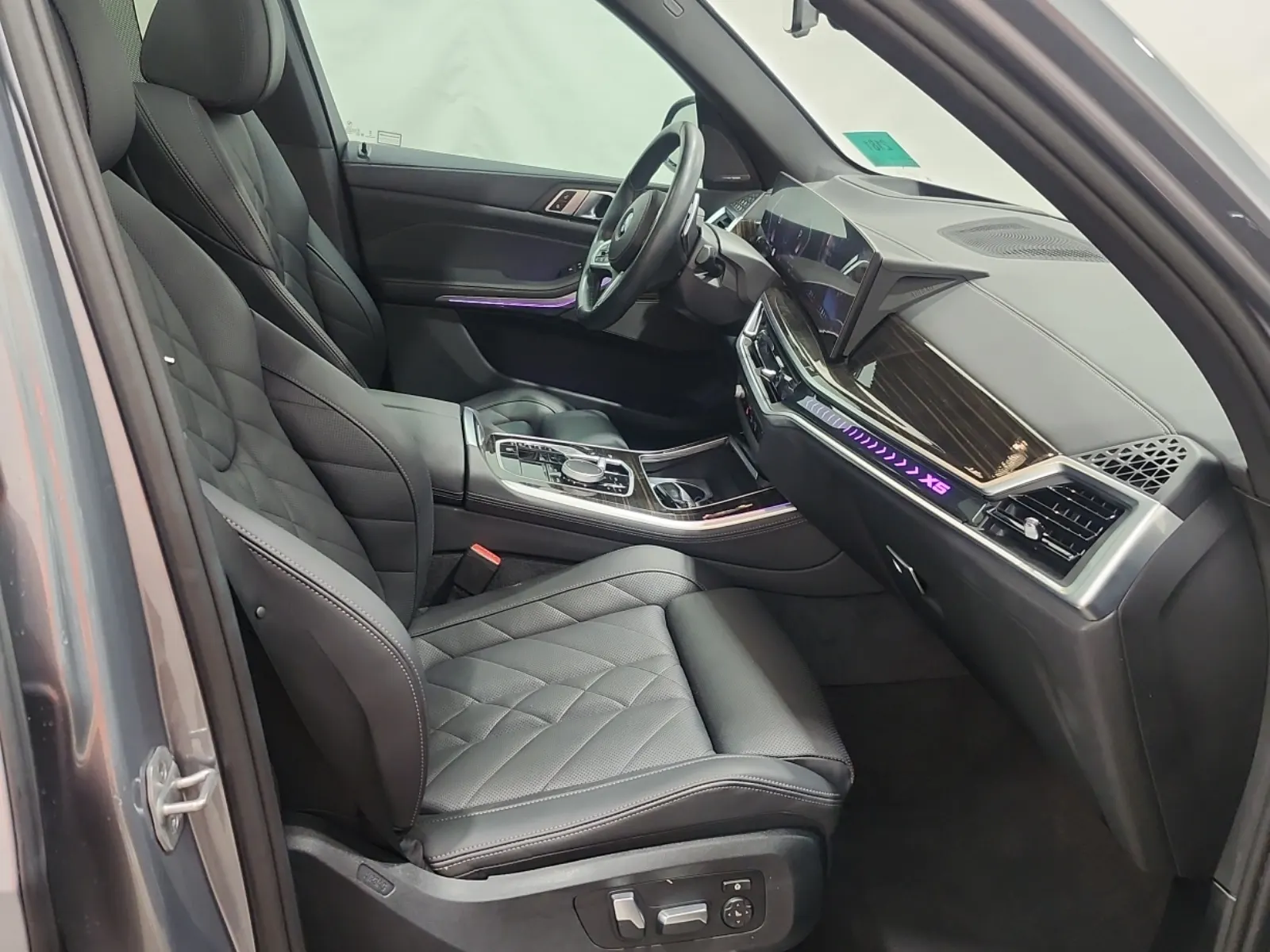 Right Side Interior Photo